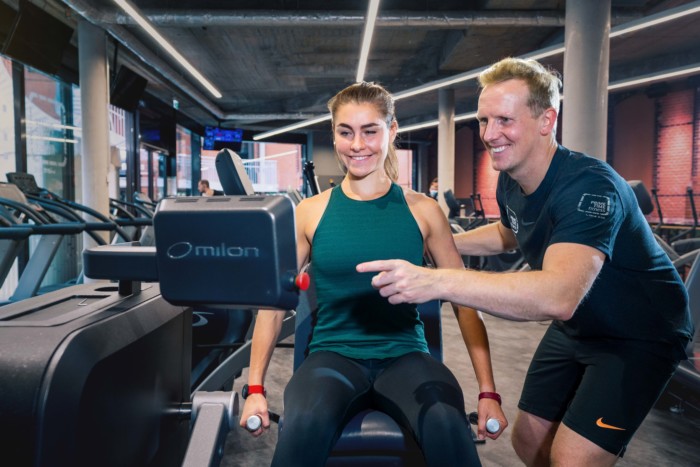 Freie Training vs Maschinen Milon Zirkel